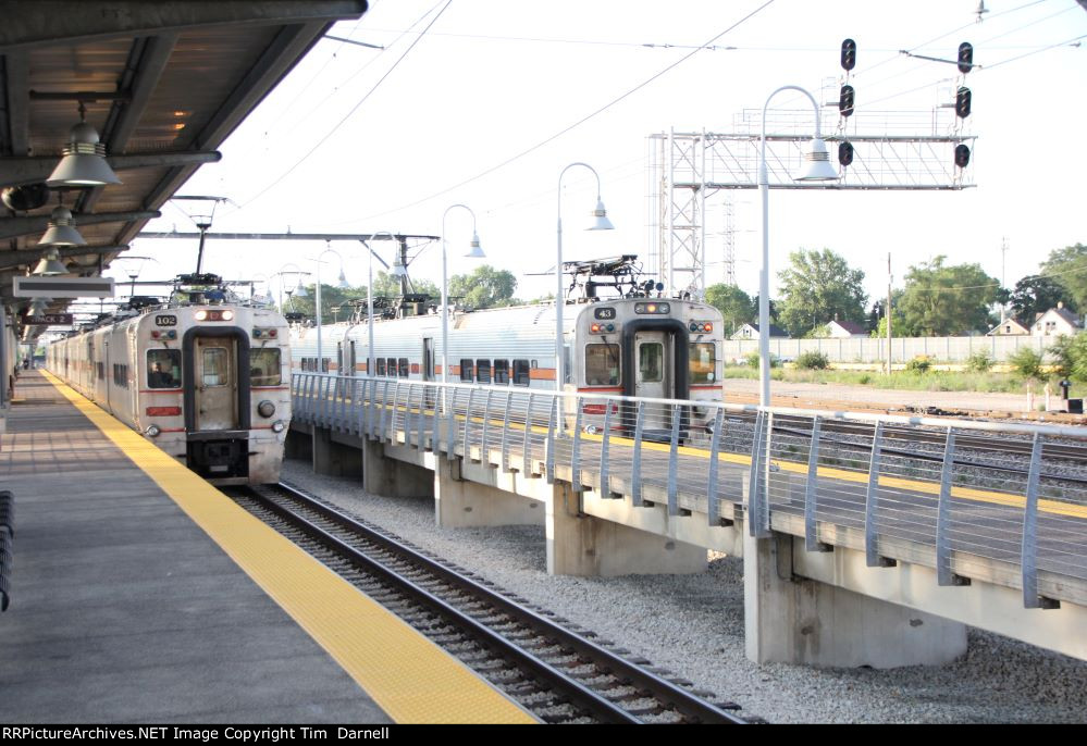 CSS 102, 43 meet at the Hegewisch station